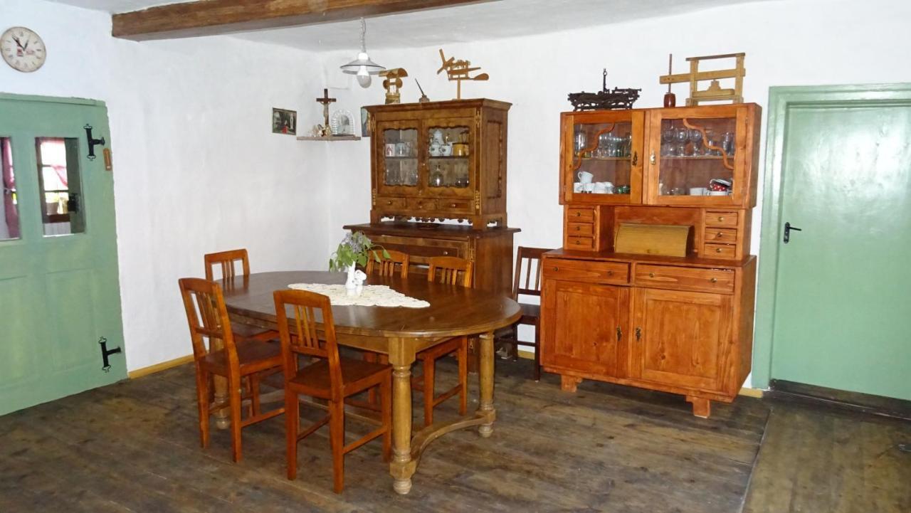 Homestay Kapl Ledinek Екстер'єр фото