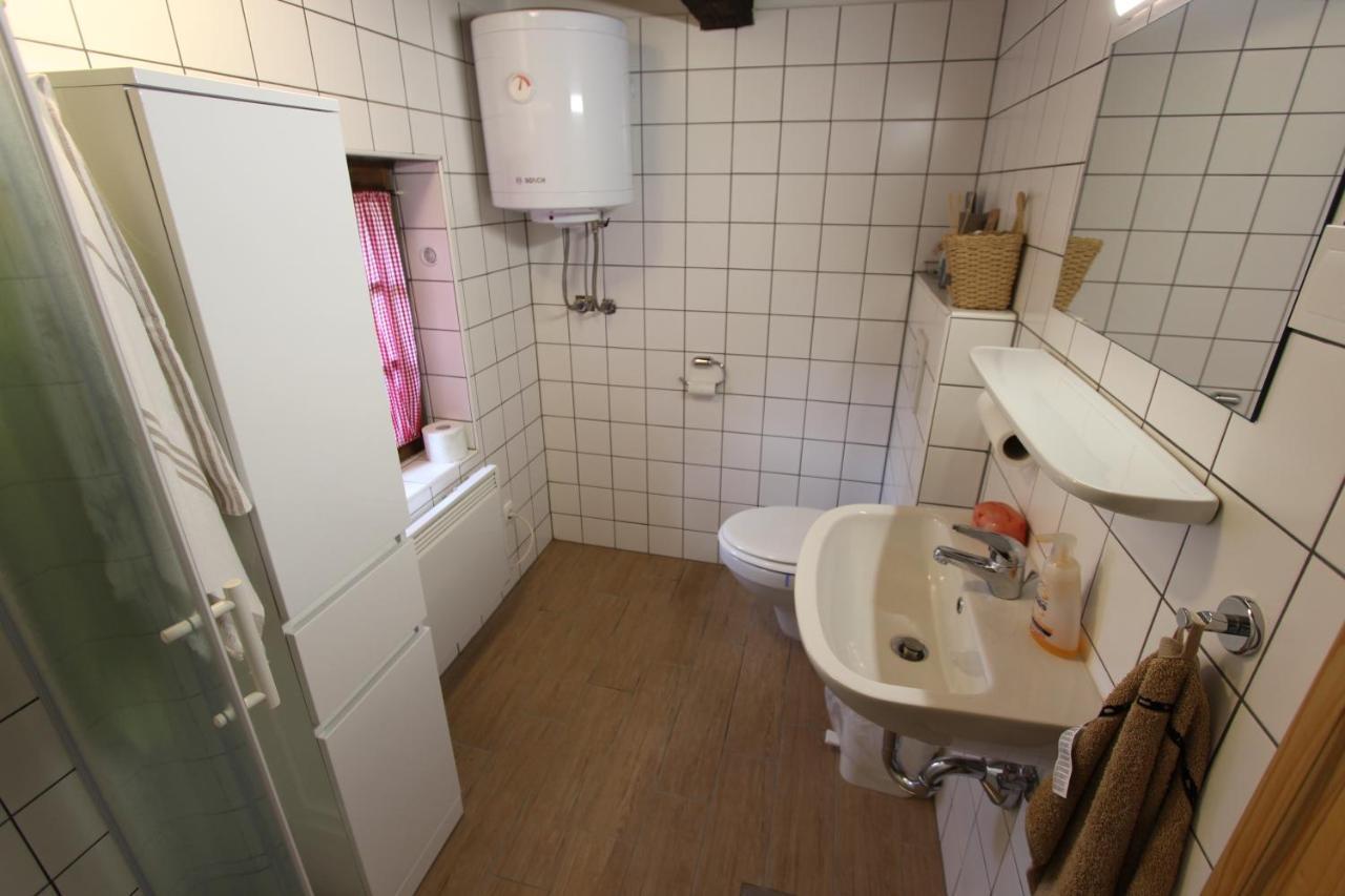 Homestay Kapl Ledinek Екстер'єр фото