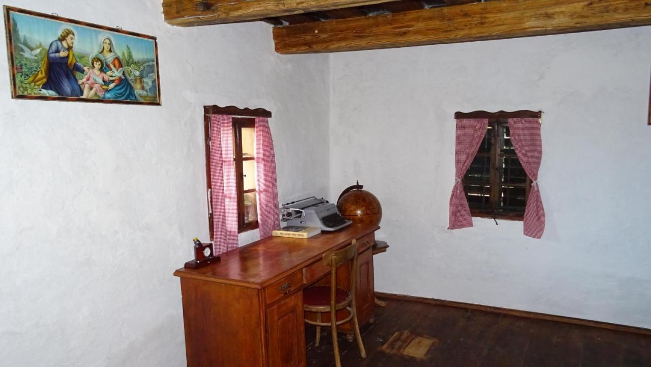 Homestay Kapl Ledinek Екстер'єр фото